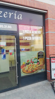 Royal Pizza food