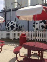 Oberweis Ice Cream And Dairy Store inside