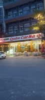 Quân Cát Bà outside