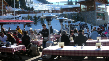 Rond Point Meribel food