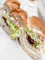 Stu's Surfside Subs food