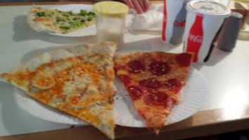 Pennington Pizza Grill food