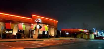 Chili's Grill outside