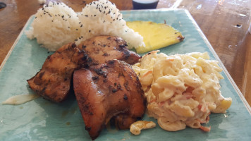 Moki's Hawaiian Grill inside