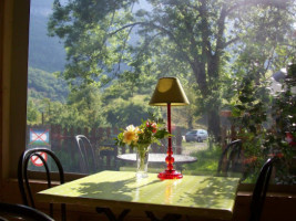 La Terrasse Du Grand Frêne inside