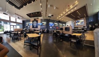 Buffalo Wild Wings inside