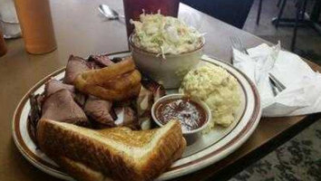 Hodie's Bbq food