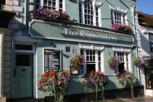 The Ropemakers outside