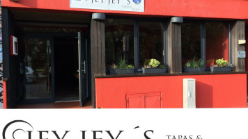 Jey Jey's Tapas & mehr food