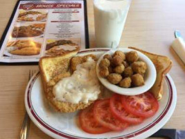 Huddle House food