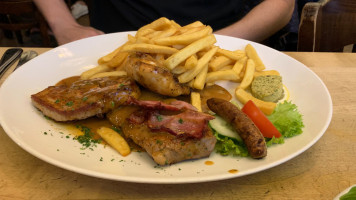 Altes Brauhaus food