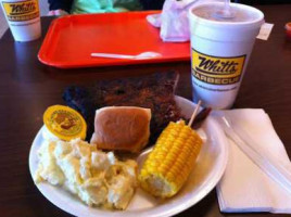 Whitt's BBQ food