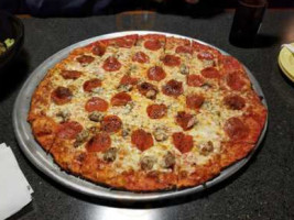 Monicals Pizza food