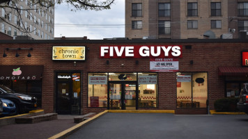 Five Guys outside