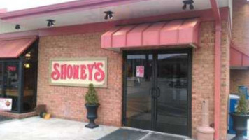 Shoney's outside