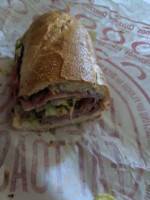 Quiznos food