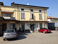 Trattoria Angenna outside