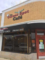 The Corner Spot Cafe' outside