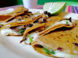 Los Toreados, Comida Mexicana food