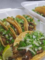 Cesar's Tacos food