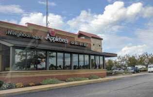 Applebee's outside