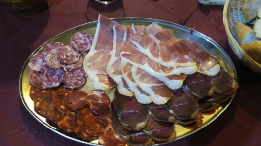 restaurant image