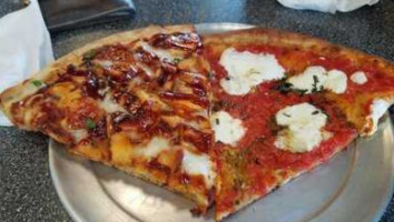 New World Pizza Cafe food