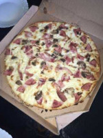 Domino's Pizza food