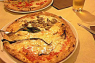 Antica Pizzeria Frattese food