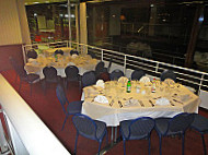 De L'Hippodrome food