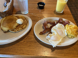 Cracker Barrel Old Country Store food