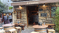 A Cantinetta inside