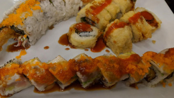 Yuki Sushi food