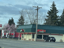 Brewery City Pizza outside