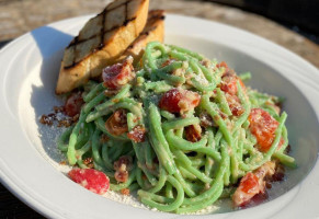 The Grille At Cinnabar Hills Golf Club food