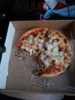 Elroy's Pizza food