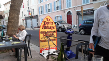 La Petite Abbaye food