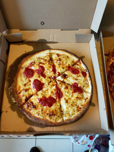 Quinny's Pizza & Pasta