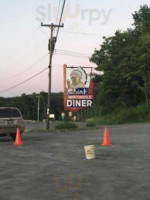 Martindale Chief Diner outside