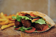 Micka Falafel food