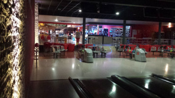 Bowling Caldas food