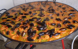 La Poele A Paella outside