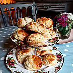 Shabby Chic Corner inside