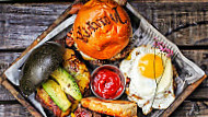 Juanchis Burgers Malasana food