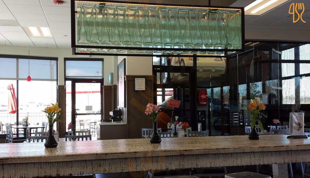 restaurant image