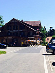 Gasthof Waldhausern outside