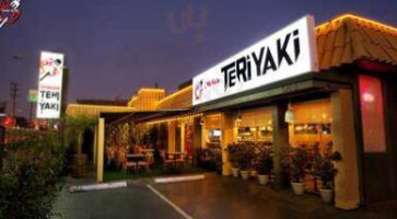 Omakase Teriyaki outside
