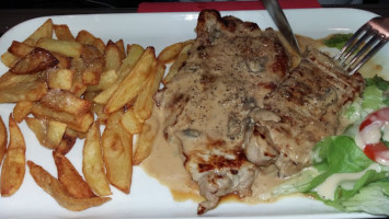 Le Bistrot De La Ripaille food