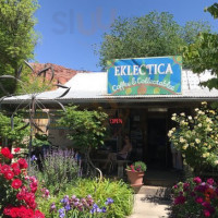 Eklecticafe outside