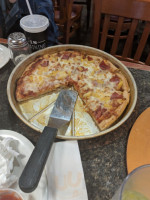 Pizza Hut food